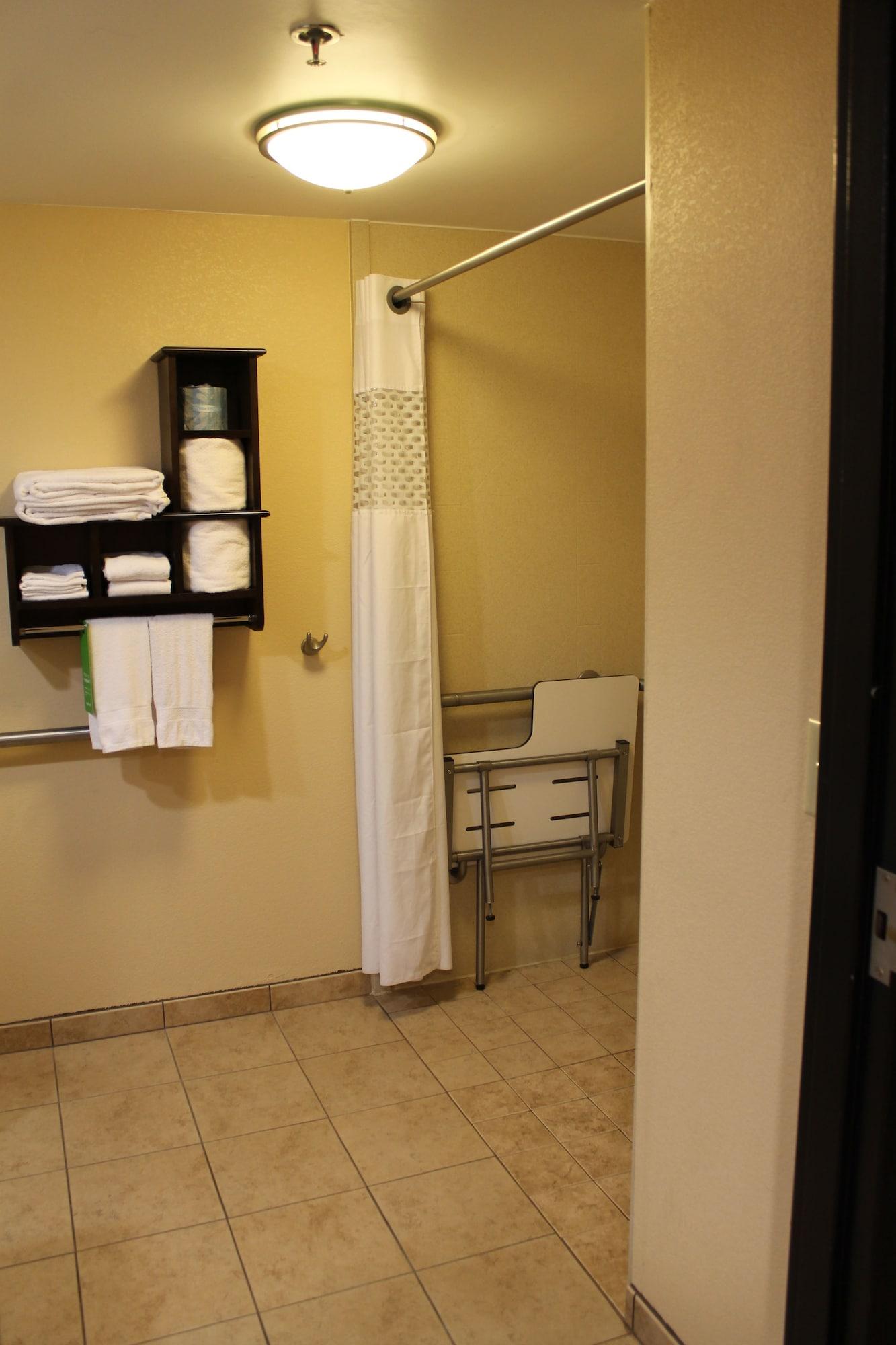 Hampton Hotel 3*